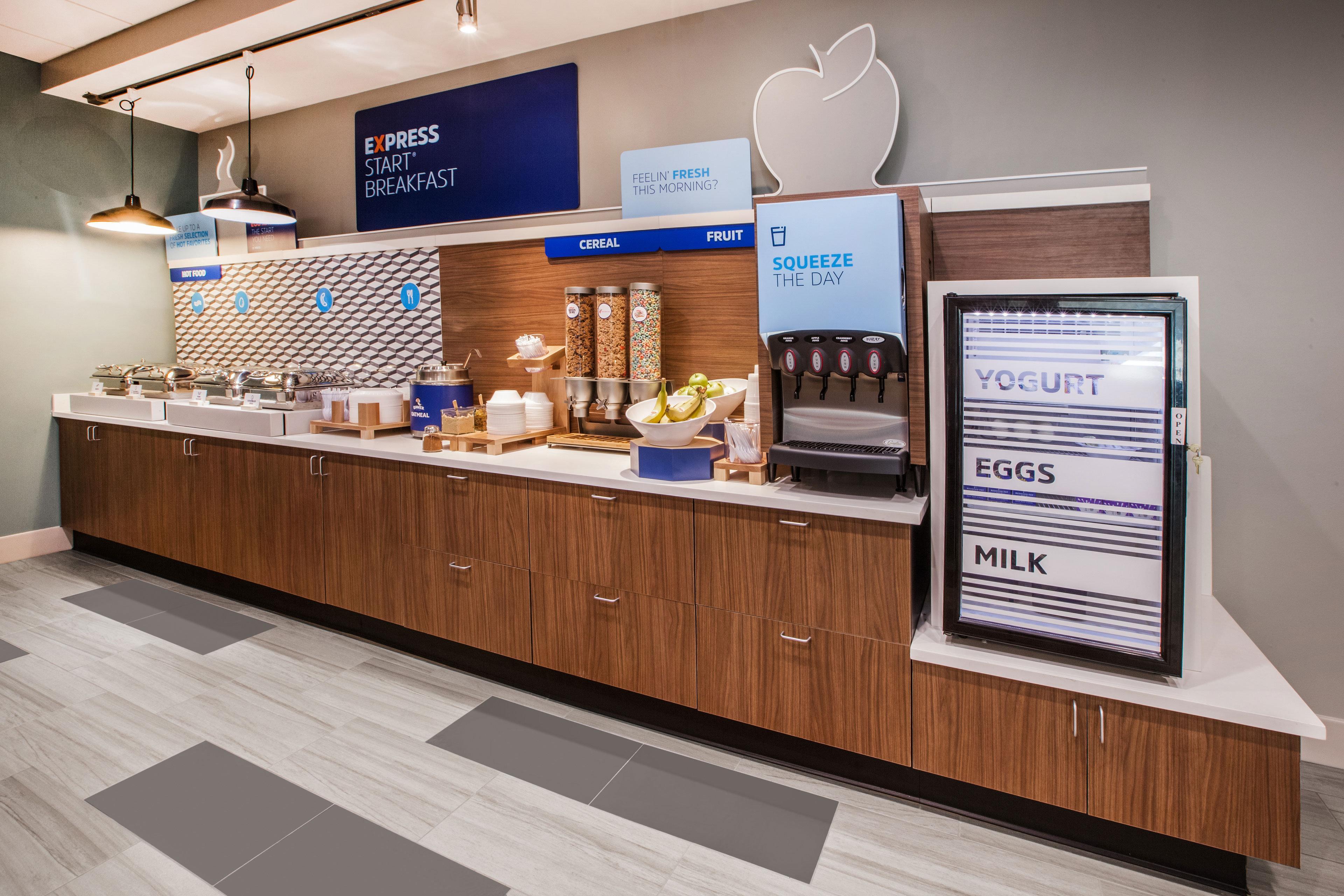 Holiday Inn Express Boston North-Woburn By Ihg Exterior foto