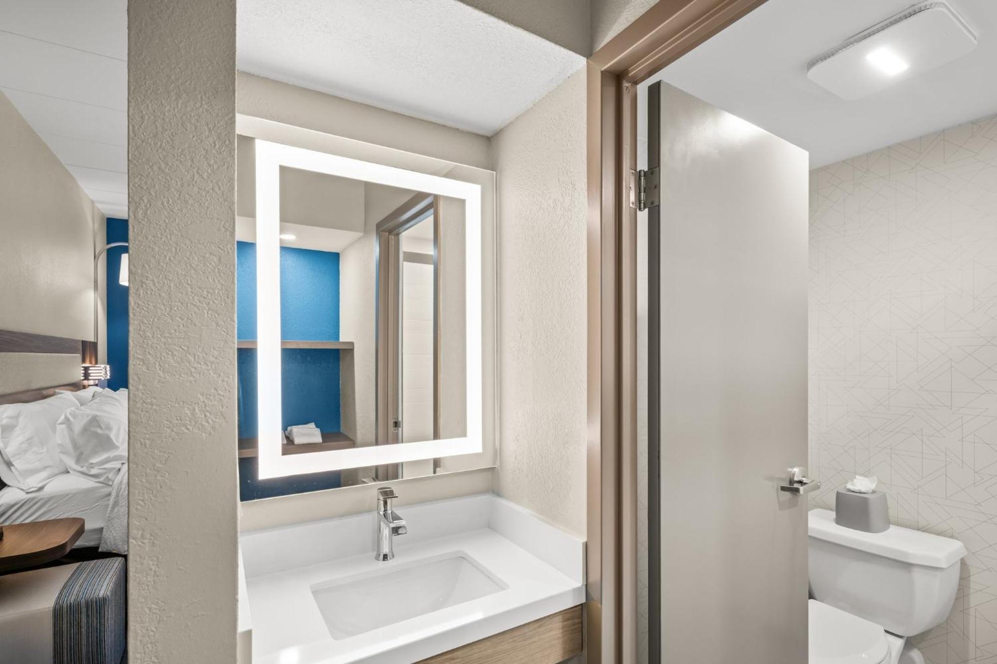 Holiday Inn Express Boston North-Woburn By Ihg Exterior foto