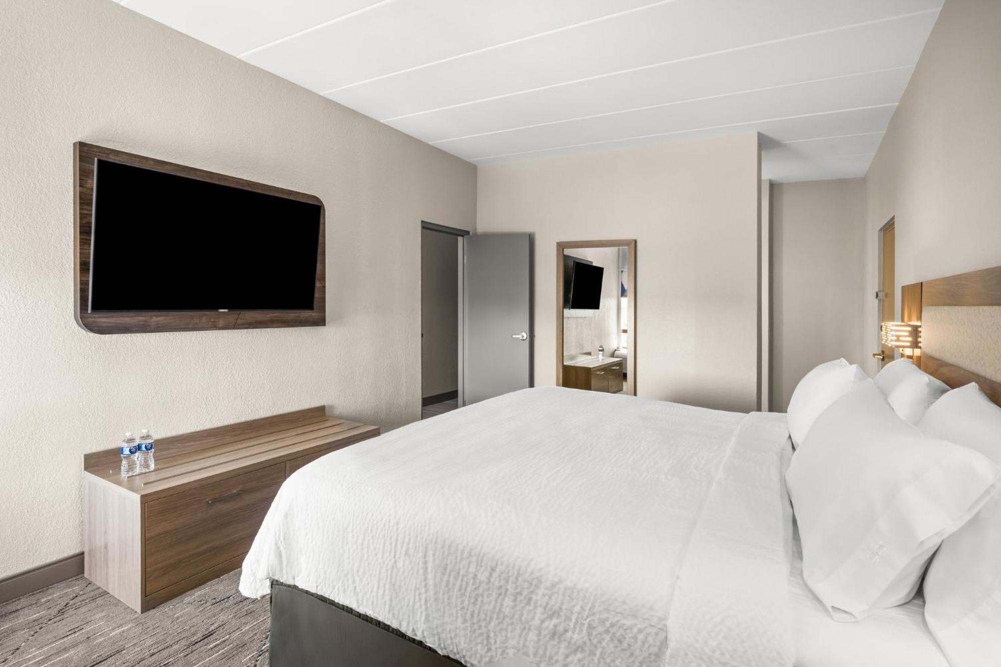 Holiday Inn Express Boston North-Woburn By Ihg Exterior foto